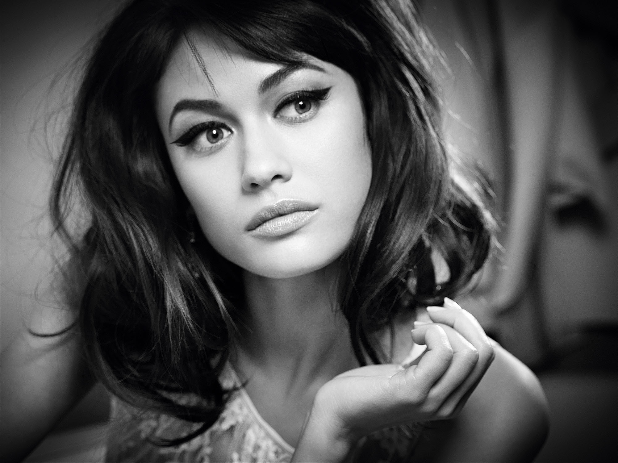 olga_kurylenko_by_ralph_wenig_vogue_russia_47146v2srvb.jpg